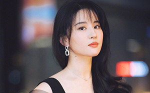 劉亦菲挺港警遭轟！《花木蘭》無限期延檔  網酸：最好都不要上映