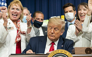 推特臉書齊打臉！刪除川普「反口罩」影片