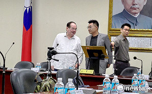 批總統一人獨大成憲政危機 江啟臣：修憲護民主、打濫權