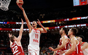 CBA／易建聯寶刀未老　力壓周琦勇奪生涯第5座MVP