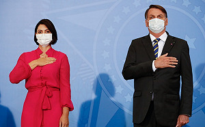 巴西總統武肺康復急脫口罩固票 第一夫人接棒確診