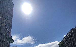 輕颱今恐形成！10縣市高溫炎熱 慎防午後局部大雨