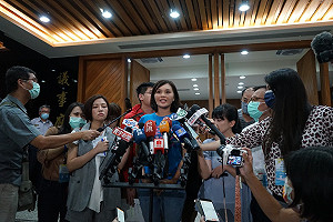 陳其邁玩梗「像極了愛情」 李眉蓁：那高雄是我唯一的初戀