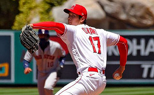 MLB／比賽中手肘不適送醫　大谷球速狂掉12公里