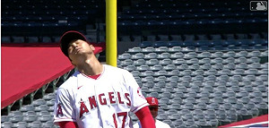 MLB／遇到「變形蟲」好球帶　大谷難得露出不滿表情(影)