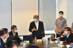 侯友宜多次籲入境普篩  蘇貞昌:尊重專業判斷