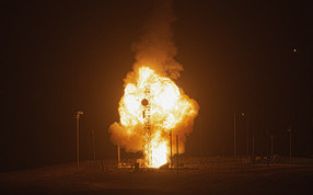 美中關係緊繃之際 美軍發射洲際飛彈：勸阻侵略者也讓盟友放心