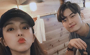 周曉涵曝與馬來弟真實關係！嘟嘴認：爸爸要他睡在家裡的