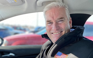 比特幣屢次飆破1萬美元！美議員：疫情過後會更強大