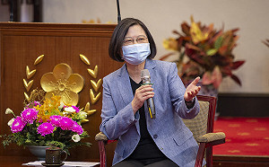 蔡英文接見科展得獎師生  自曝三角形數學題難倒她