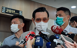 中生返台政策轉彎  馬英九砲轟：實在是太不像話