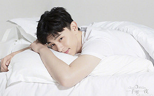 狂粉人傻錢多！砸千萬施法求「與鄧倫結婚」 下場很悲劇