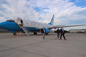 台美「衛生合作備忘錄」下午簽署！指揮中心規劃「泡泡」動線嚴陣以待