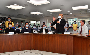 (影)政院編10億供氣象局更新設備  蘇揆籲全台做好防颱準備