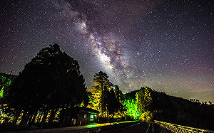 阿里山觀星去！英仙座流星雨極大期去這6處追星低光害
