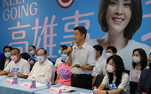 陳雄文率前韓市府首長力挺  李眉蓁籲：延續清廉專業團隊