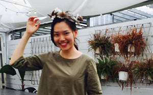 民眾黨選前秀王牌  吳益政亮麗女兒陪掃街