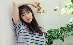 新婚3個月爆喜訊！韓星姜素拉懷孕 預產期在明年4月