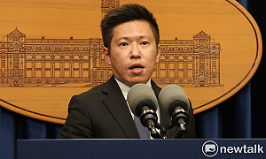 府發言人張惇涵確診:跟蔡英文開會跑行程都有戴口罩