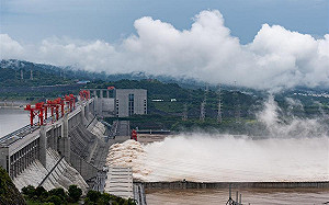建庫以來最大洪峰「長江第5號洪水」已過境 三峽大壩鬆口氣