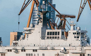 共軍075艦海試後桅杆離奇變黑 中國網路票選命名「台灣號」呼聲高