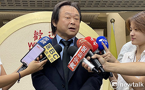 高嘉瑜推薦他選台北市長  王世堅驚呆了:她不唱歌開始練笑話