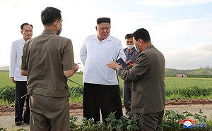 北韓受颱風洪災重創 金正恩大讚軍隊火速重建