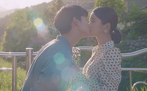 韓劇《雖然是精神病但沒關係》沒說的事    武肺加劇韓國無聲家暴