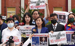 藍委趁捷克團訪立院抗議美豬 他批：丟臉! 國民黨如義和團