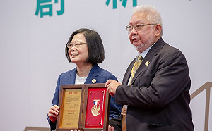 捐出2百萬總統創新獎金  黃勝堅再加碼捐4百萬元做運動