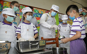 藍營縣市擬串連抵制美豬 黃偉哲：科學問題不該政治化解決