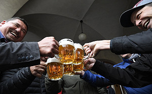 高喊「我是台灣人」的捷克  全球最能豪飲啤酒  人均每年喝3百杯