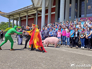 國民黨啟動反美豬公投連署 宣示下周起遍地烽火