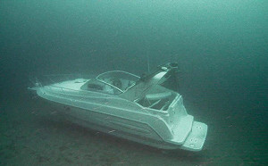 (影)川普船艇大遊行發生意外！多艘遊艇沉入湖中