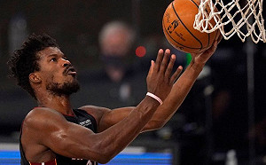 NBA／字母哥腳傷缺陣　熱火爆冷擊敗公鹿晉級東區決賽