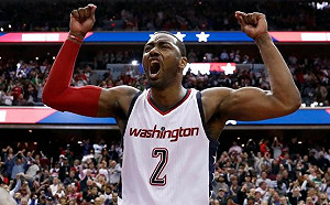 NBA／在聚會中比出幫派手勢　巫師主控「牆哥」道歉了(影)