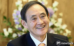 欽點接班人勝選自民黨總裁 安倍欣慰 : 他將帶領戰勝疫情