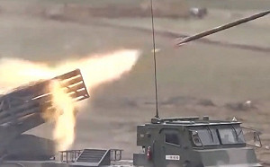 與印度和解說說而已？中共解放軍頻在西藏軍區武力展示