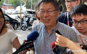 離職首長組「俱樂部」吐苦水？柯文哲臉色一沉、未正面回應