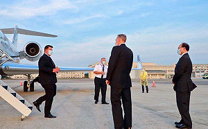 謝步智觀點》說好的主持「台美經濟對話」呢? 克拉奇羅生門 到底誰被呼攏了?