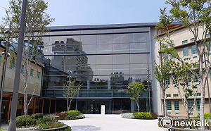 嘉義市立美術館10月6日開館  試營運開幕展《辶反風景》