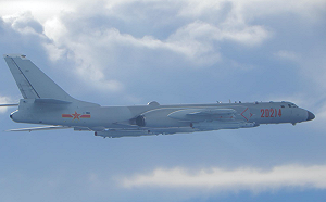 不僅外交豪奪!解放軍13架次侵擾西南ADIZ 3機繞飛東台灣