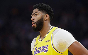 NBA／詹皇愛的鼓勵　一眉哥霸氣喊：我就想絕殺比賽(影)