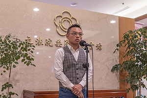 范雲提案廢向國父遺像宣誓 洪孟楷：又要自己提案自己撤？