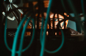 慎防加密貨幣挖礦軟體！企業雲端伺服器易遭駭客鎖定