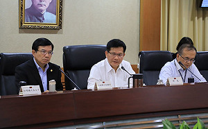 挫咧等！史上最塞中秋倒數  林佳龍點名3次長第一線盯疏運