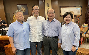 朱立倫狠酸3Q哥 「多進教室、少當側翼」