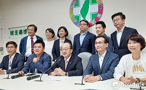 民進黨團幹部終於搞定！2人禮讓 鄭運鵬續任幹事長、莊瑞雄書記長