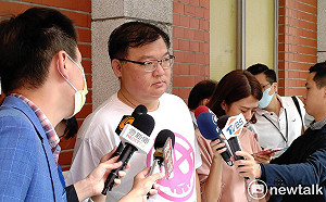 李德維稱打高端是「白打」 網炮轟:打什麼疫苗是國人的自由