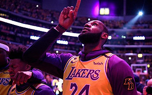 NBA／湖人重返總冠軍賽　詹皇賽後感念Kobe：我倆很像